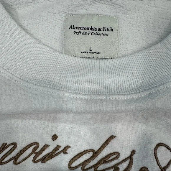 A&F White Graphic Crew-Neck Sweatshirt (Large) - Soft A&F Collection - Picture 4 of 7